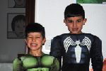 Blog de una madre desesperada: Hulk y Spiderman miden sus fuerzas