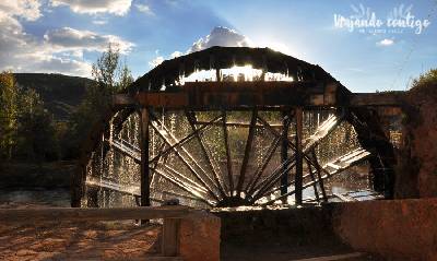 Entre las aguas del Cabriel. Casas del Río (Requena, Valencia)