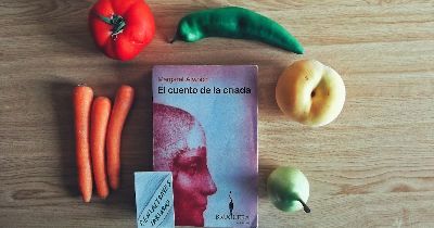 El cuento de la criada, de Margaret Atwood