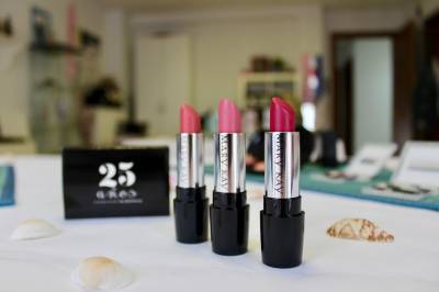 Lápiz de labios gel SEMIMATE y SEMISHINE - A city doll's closet