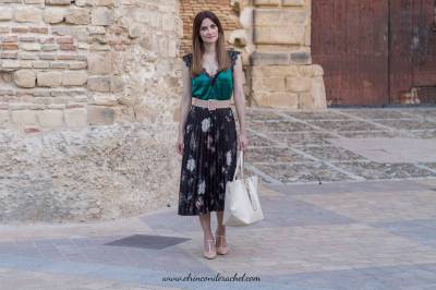 Lace & Satin Top Outfit - El Rincón de Rachel