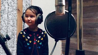 Así canta Nora, la joven que se ha hecho viral por su bonita voz | SectorViral