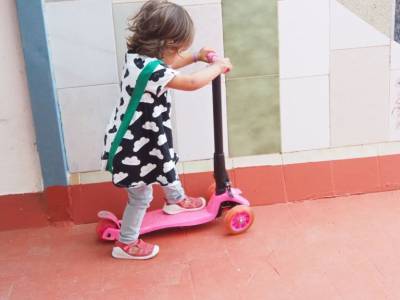 Tester Camiseta infantil Equis de Naii Costura