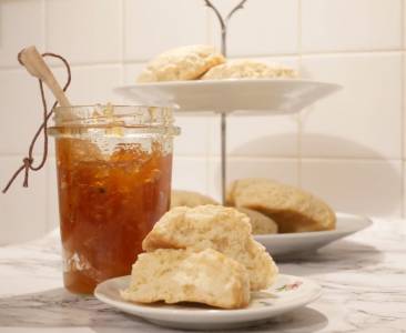 Scones y Mermelada de Manzana
