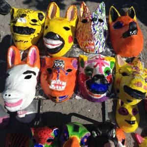 Manualidades con papel Maché - Ideas para carnaval - La Mochila de Eric