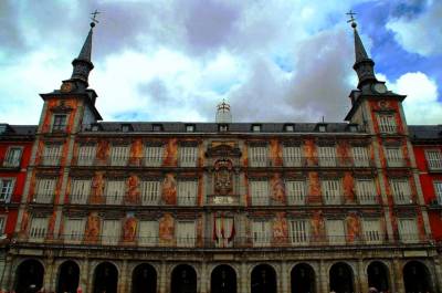 La Fachada Ilustrada De La Casa De La Panadería