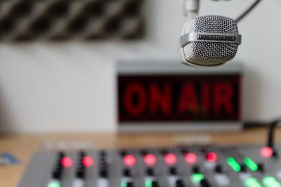 (miniPodcast) Radio-KAT de abril #OrigiReto2020, Ranking, noticias y próxima actividad de lectura