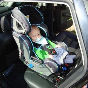 ¿Por qué los bebés tienen que viajar a contramarcha?