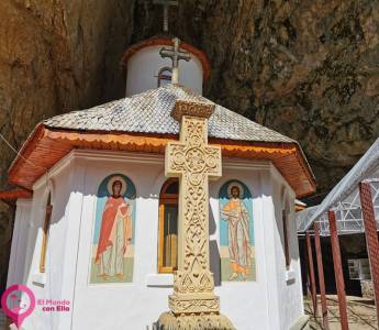 El Monasterio Pestera De La Cueva Ialomita