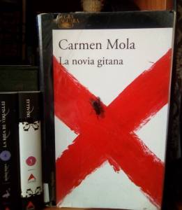 Reseña: Trilogía Elena Blanco 1 - La novia Gitana de Carmen Mola