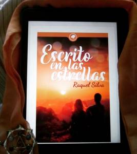 Reseña: Escrito en las estrellas de Raquel Silva
