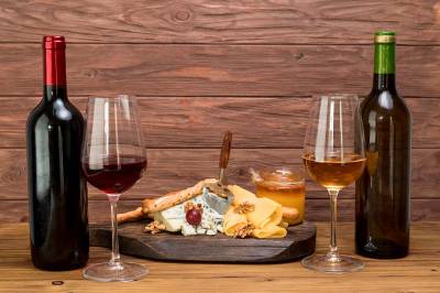 Disfruta de tapas típicamente manchegas