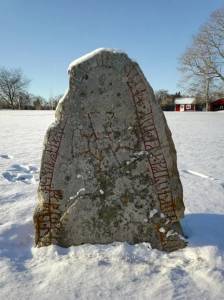 La piedra rúnica de Tävelsås