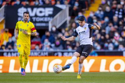 Jornada 30: El Valencia Consigue Dos Porterías A Cero Ante El Cádiz