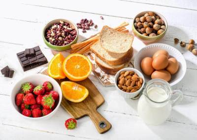 Inflamación alimentaria: alimentos que la provocan y síntomas