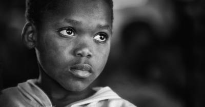 Los niños brujos de África