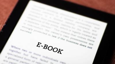 Generar un ebook de 8 capitulos - Código IA