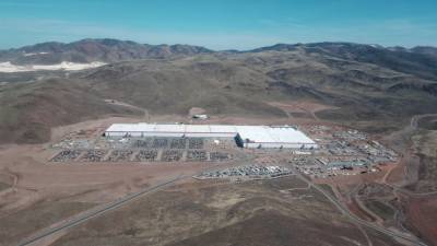 Tesla Contempla Valencia para su Nueva Gigafactoría: Un Paso Adelante en la Expansión Europea