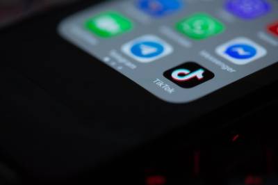 Colaboraciones en TikTok: Trabaja con otros creadores y aumenta tu visibilidad