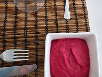 Hummus de remolacha