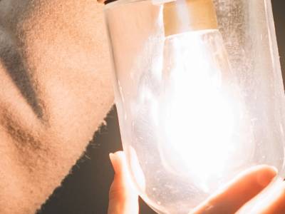 ¿Cómo puedo cuidar mis lámparas? - PerLighting