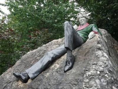Irlanda celebra 125 años de la muerte de Wilde - La Cápsula Viajera