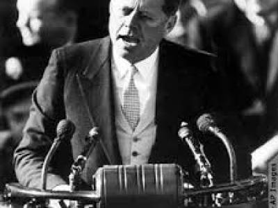 Camelot y el estafermo