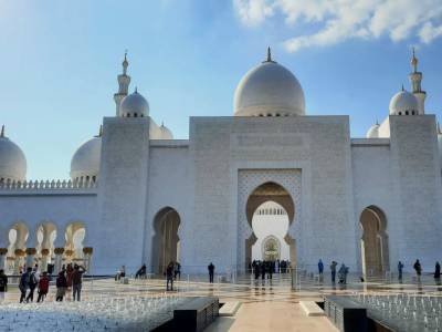 Que ver en Abu Dhabi: la cara más tranquila de los Emiratos - El Prisma de Fer