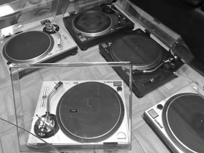 Historia del Technics SL 1200 – Un mito de las discotecas