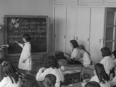 Diorama antiguo colegio de monjas escuela nacional original años 40