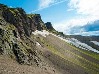 Foto del día: senderismo en Islandia