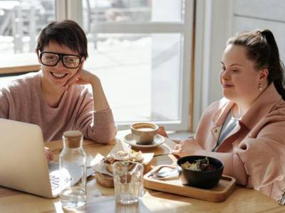 Plan para proteger los derechos de las mujeres y niñas con discapacidad | Mujer y MADRE hoy