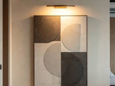 Cómo iluminar una obra de arte en casa | Guía práctica