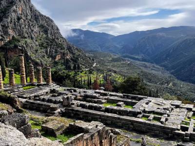 Qué ver en Grecia en 9 días por libre: ruta en coche por Atenas, Peloponeso y Meteora • planDviajero