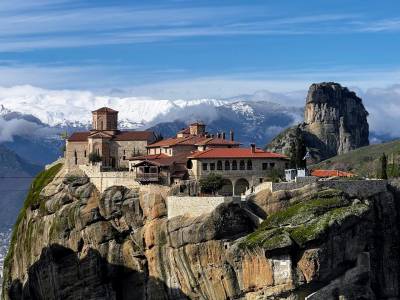 Qué ver en Meteora: guía completa para visitar los monasterios por libre (horarios, miradores y consejos) •…