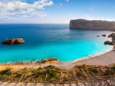 Cala Ambolo - Luxia Properties