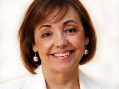 La inteligencia artificial y la robotización están comenzando a transformar la atención sanitaria“La…