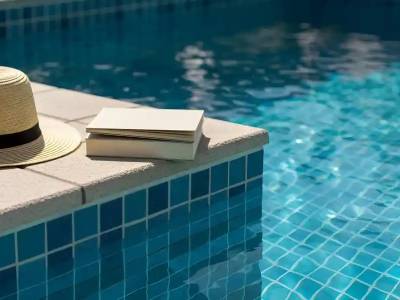 Qué revisar antes de comprar una villa con piscina y jardín - Luxia Properties