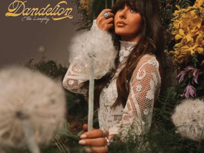 Crítica de «Dandelion» de Ella Langley