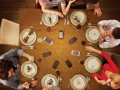 Perfectos desconocidos (2017): crítica y análisis
