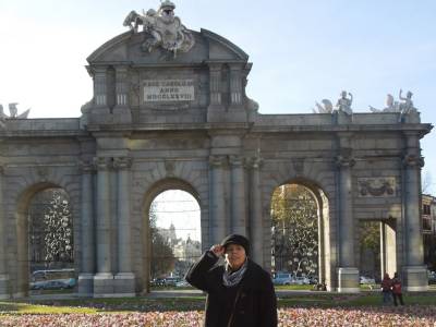 La Puerta de Alcalá: Mi Encuentro con el Alma Neoclásica de Madrid