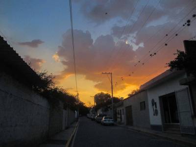 Atardecer De Mar En El Desierto