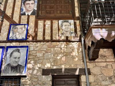 Guía Turística de Mogarraz El Pueblo de los Retratos
