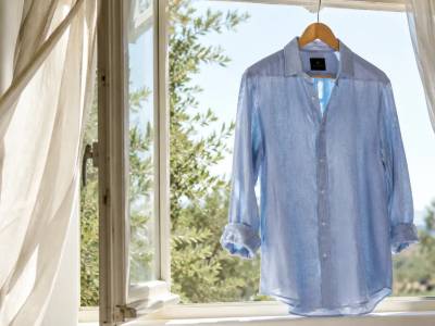Cómo vestir con camisa de hombre en verano sin pasar calor
