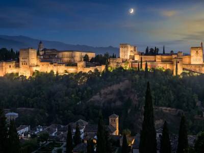 Misterios de la Alhambra con Carolina Molina García