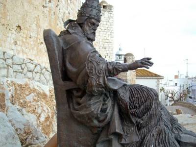 El Papa Luna: el hombre que nunca se bajó del burro