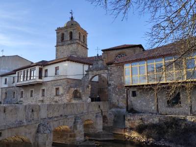 Qué ver en Aguilar de Campoo: castillo, románico y olor a galletas en la Montaña Palentina • planDviajero