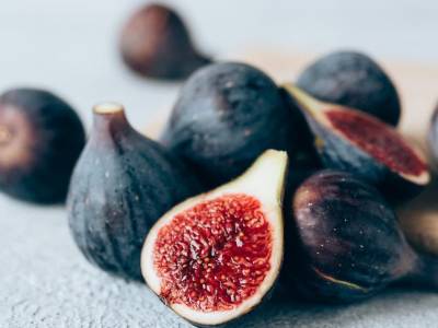 El higo: origen, curiosidades y beneficios de un fruto milenario