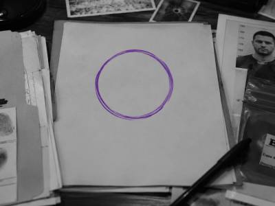 Cuando el pasado sale a la luz... Reseña de la serie de televisión 'La Red Púrpura'