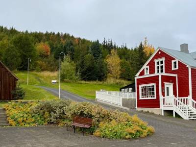 De Svalbarðseyri a Bifröst
